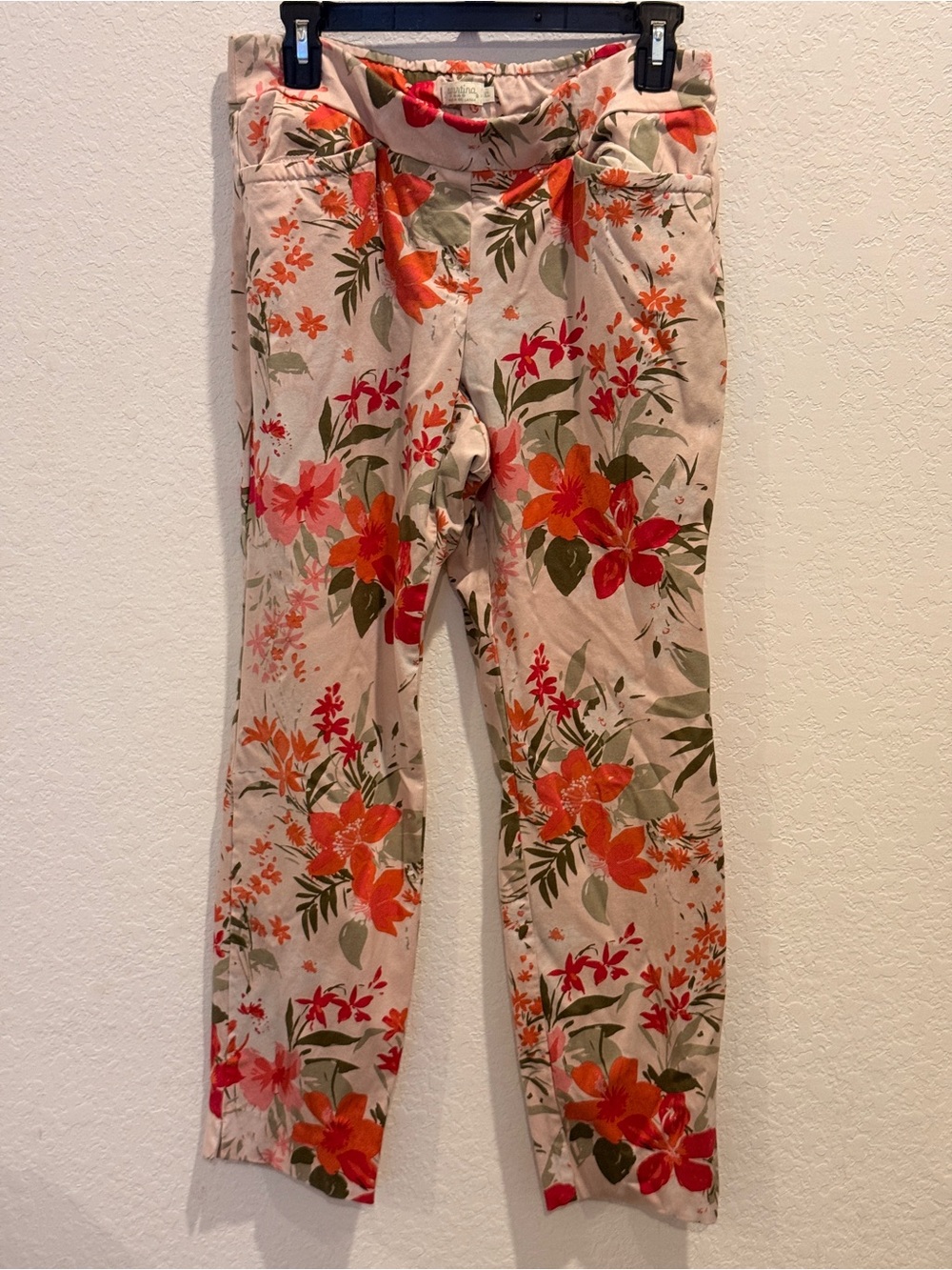 Spartina 449 Floral Cropped Pants in Beige, Orange & Green